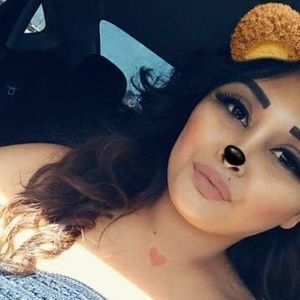 Meet your Posher, Dakotaa